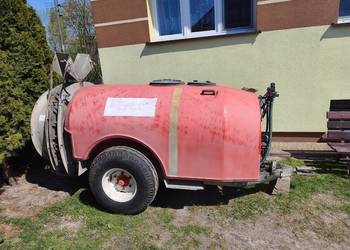 Opryskiwacz sadowniczy Myers 2000L Comet