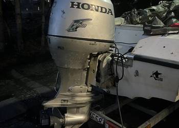 Łódź motorowa Szwajcarii z Honda 100 km