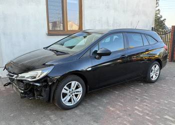 Opel Astra K kombi diesel manual czarna alufelgi rej. Polska