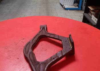 2401001015A1 Podpora silnika MTZ