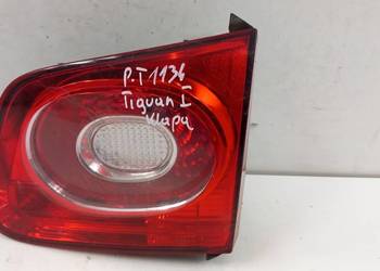 VW TIGUAN MK1 I  LAMPA TYŁ PRAWA W KLAPĘ