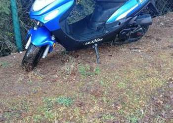 Skuter 4t nowy rocznik stan bdb dwie sztuki sprowadzone !