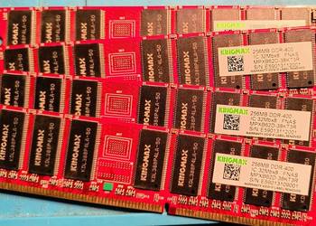 Kości pamieci ddr4 256 MB.