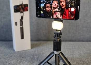 Kijek Selfie Stick Tupwoon Q02MP + 2 x LED