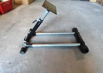 Sprzedam stojak do kierownicy