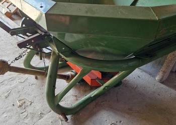 Rozsiewacz nawozu amazone