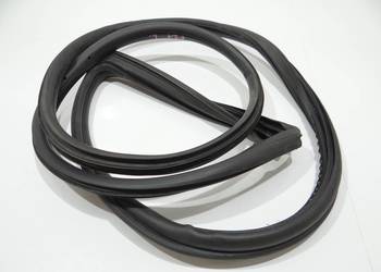 USZCZELKA DRZWI LEWA BMW F21