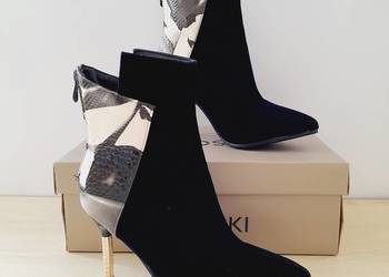 Zamszowe czarne botki Vero Cuoio roz.37