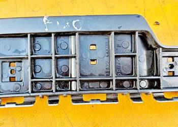 NISSAN PIXO ŚLIZG ZDERZAKA LEWY TYŁ 71822-68K00