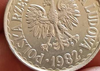 Sprzedam monetę 1 zloty 182 rok lekka skrętka