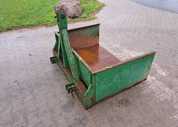 Skrzynia transportowa na ciągnik,  tuz