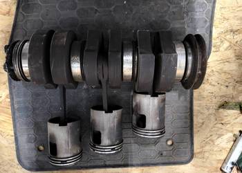 Wal tłoki syrena 105