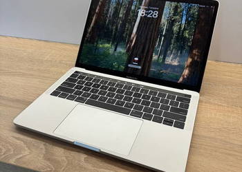 Apple MacBook Pro 13 cali 2018 - 16GB/256GB/Touch Bar/Etui/Ładowarka