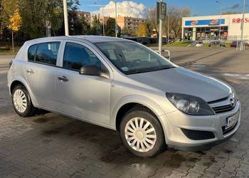 Opel Astra Bezwypadkowy, klimatyzacja, isofix, polski salon