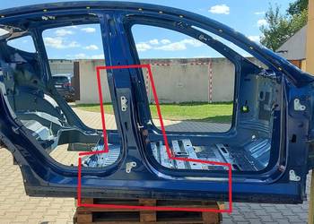 TESLA MODEL Y 2024r SŁUPEK ŚRODKOWY PRAWY NIEBIESKI PPSB
