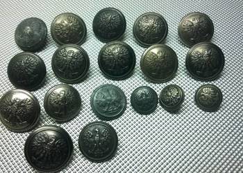 Guziki wojskowe orzeł bez korony PRL 18 szt. (k05) Guziki wojskowe orzeł bez korony PRL 18 szt. (k05)