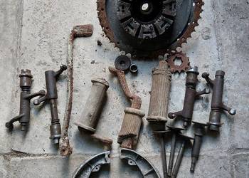 Sprzedam części do Junaka m10,wsk,shl,komar,mz