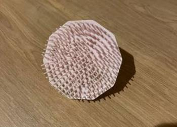 Różowy masażer do głowy