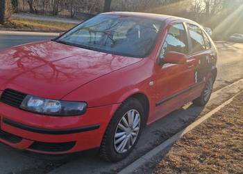 Seat leon 1,820v oplaty na rok super stan