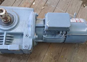 Motoreduktor NORD 1,5kw 22obr SK32100-90L/4