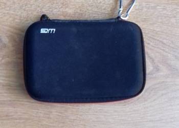 Etui czarne usztywniane
