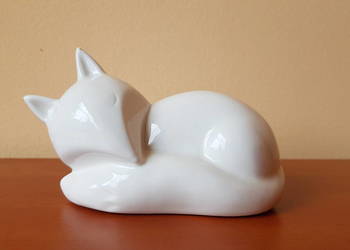 Porcelanowa figurka Lisek / Lis, porcelana