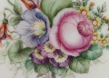 Talerz kwiatowy wzór złocenia Dania