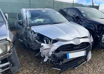 TOYOTA Yaris Hybride 116H Collection GX810