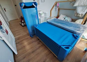Łóżeczka leżaki Moje Bambino do Żłobka Przedszkola 20 szt. + stelaż
