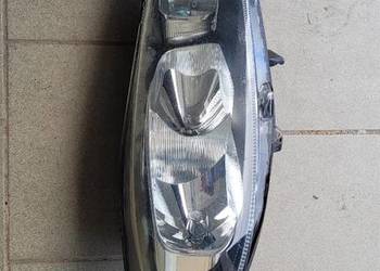 Ford Fiesta mk7 lampa przednia USA