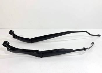 RAMIĘ WYCIERACZKI KOMPLET PRZÓD LEXUS LBX MOCOWANIE