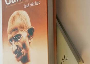 Jestem żołnierzem pokoju,  Niech Indie zostaną wyzwolone