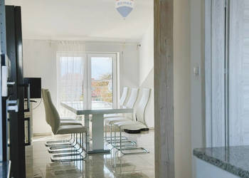 Duża kawalerka w Kamienicy