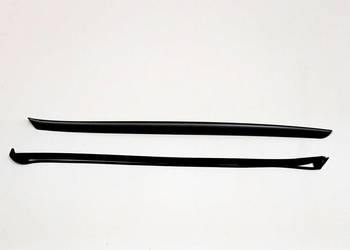 VOLVO XC60 lewa pionowa listwa szyby czolowej OE