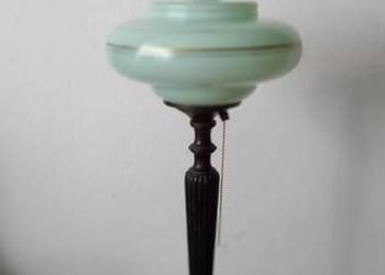 Elegancka, drewniana lampa gabinetowa z kloszem