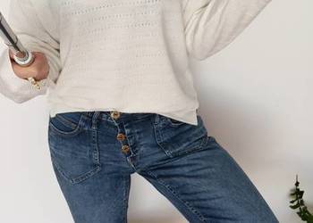 Sweter w kolorze ecru rozmiar M/L