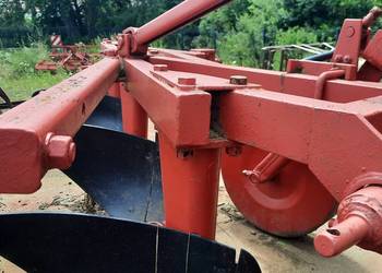 Pług 3 skibowy