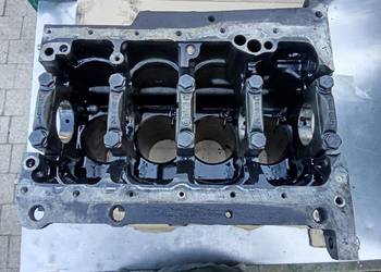 VW Passat B5 fl/1.9 TDI/AVB/ blok silnika nominal