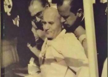 STRZAŁY DO PAPIEŻA STRZAŁY DO PAPIEŻA