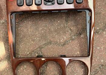 Mercedes w168 dekor radia drewno