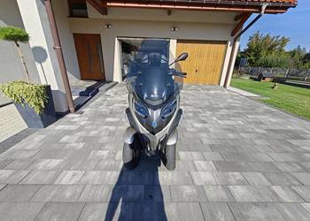 Piaggio mp3 530 hpe