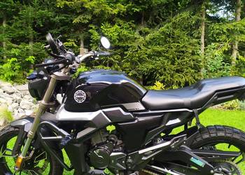Zadbany garażowany motocykl 125ccm 15 KM ,pierwsza rejestracja 2022