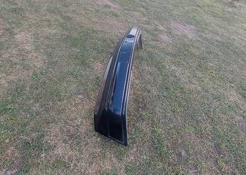 Zderzak przedni Mercedes w124 pełny