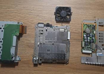 Płyta główna GH-006 i GD-013 z radiatorami, płyta i klatka od dysku...