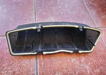 Obudowa filtra wlot powietrza kratka Ford Fiesta MK7