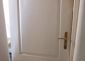 Drzwi białe  80  Lewe.  Z demontażu