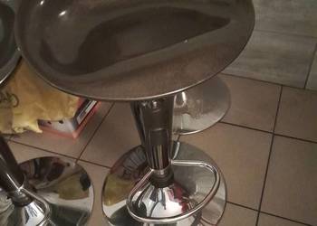 Taboret barowe typu hoker