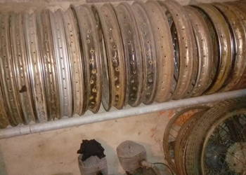 Koła piasty szczekotrzymacz komar romet ogar kadet pegaz ZZR