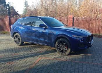 Maserati Levante 430 koni