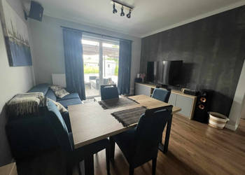 Nowoczesne mieszkanie w segmencie z dużym ogródkiem w sercu Wawra